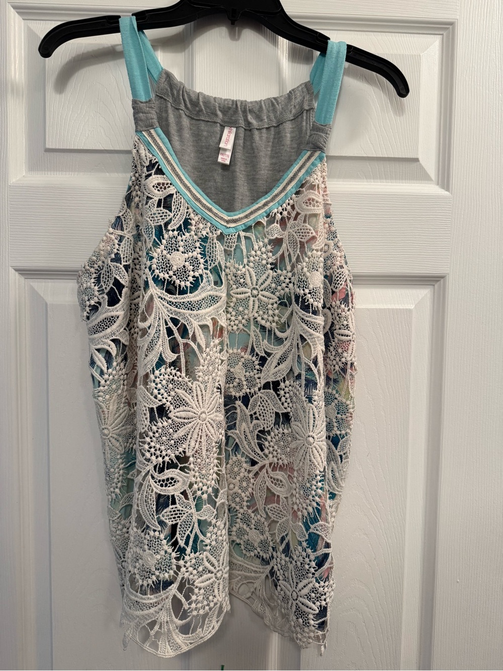 Xhilaration off white Crochet Overlay Tank with Aqua Trim